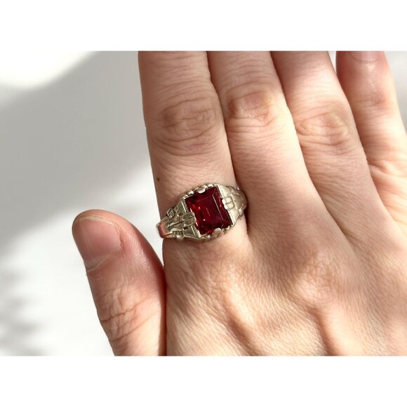 UNCAS Garnet Semi-Precious Gemstone 925 Sterling Silver Vintage Ring - sz 11.75 - Picture 11 of 11